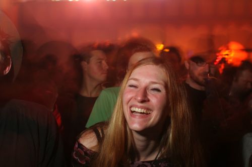 http://thehospages.com/pictures/ruigoord/2007-01-27-tranceorientexpress/thumb2/image42.jpg